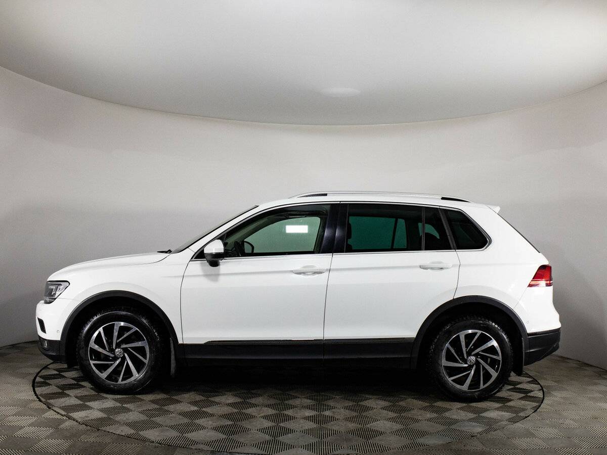 Купить Volkswagen Tiguan II, 2018, 45 750 км, фото №8