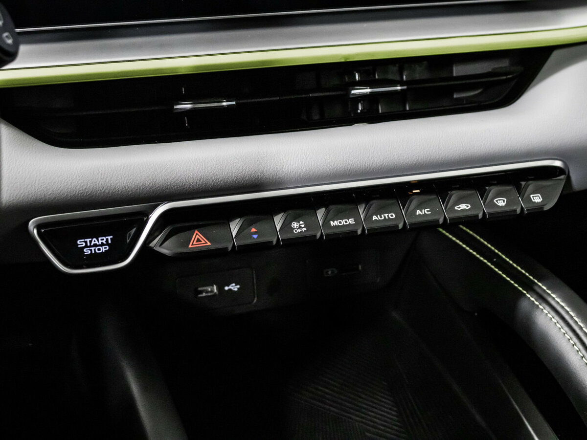 Купить Geely Coolray (Binyue Cool) I Рестайлинг, 2023, 32 615 км, фото №15