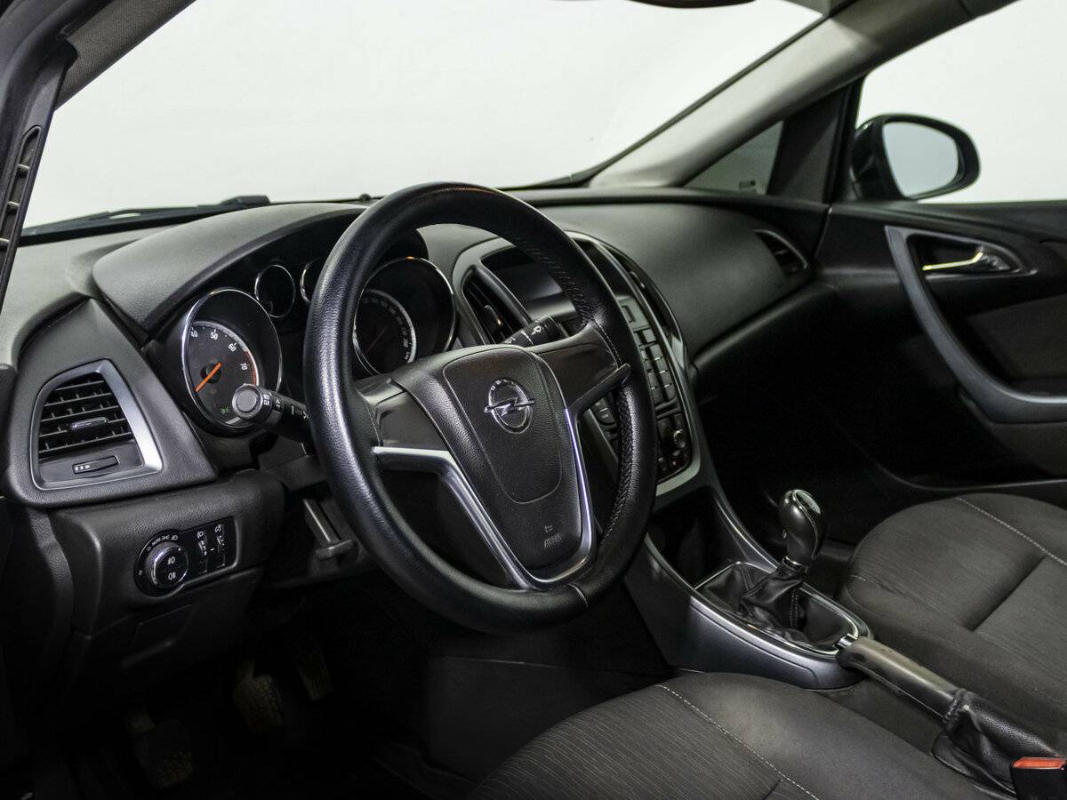 Купить Opel Astra J Рестайлинг, 2013, 145 000 км, фото №8
