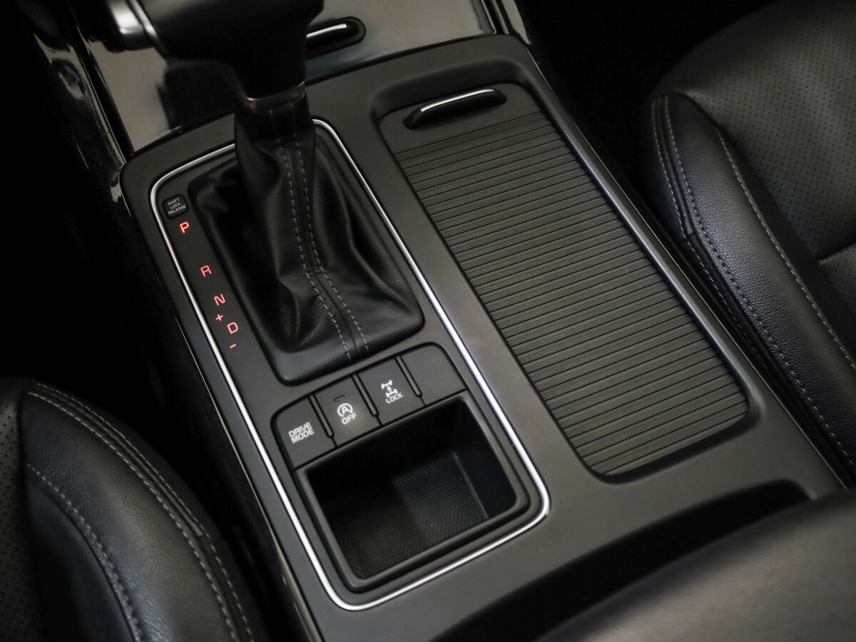 Купить Kia Sorento 8-speed III Prime Рестайлинг, 2018, 114 280 км, фото №21