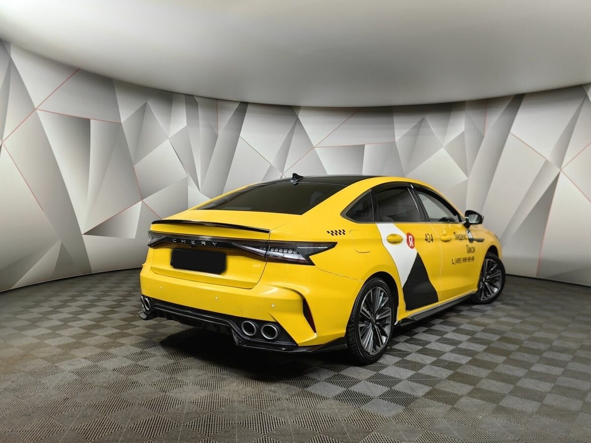 Chery Arrizo 8